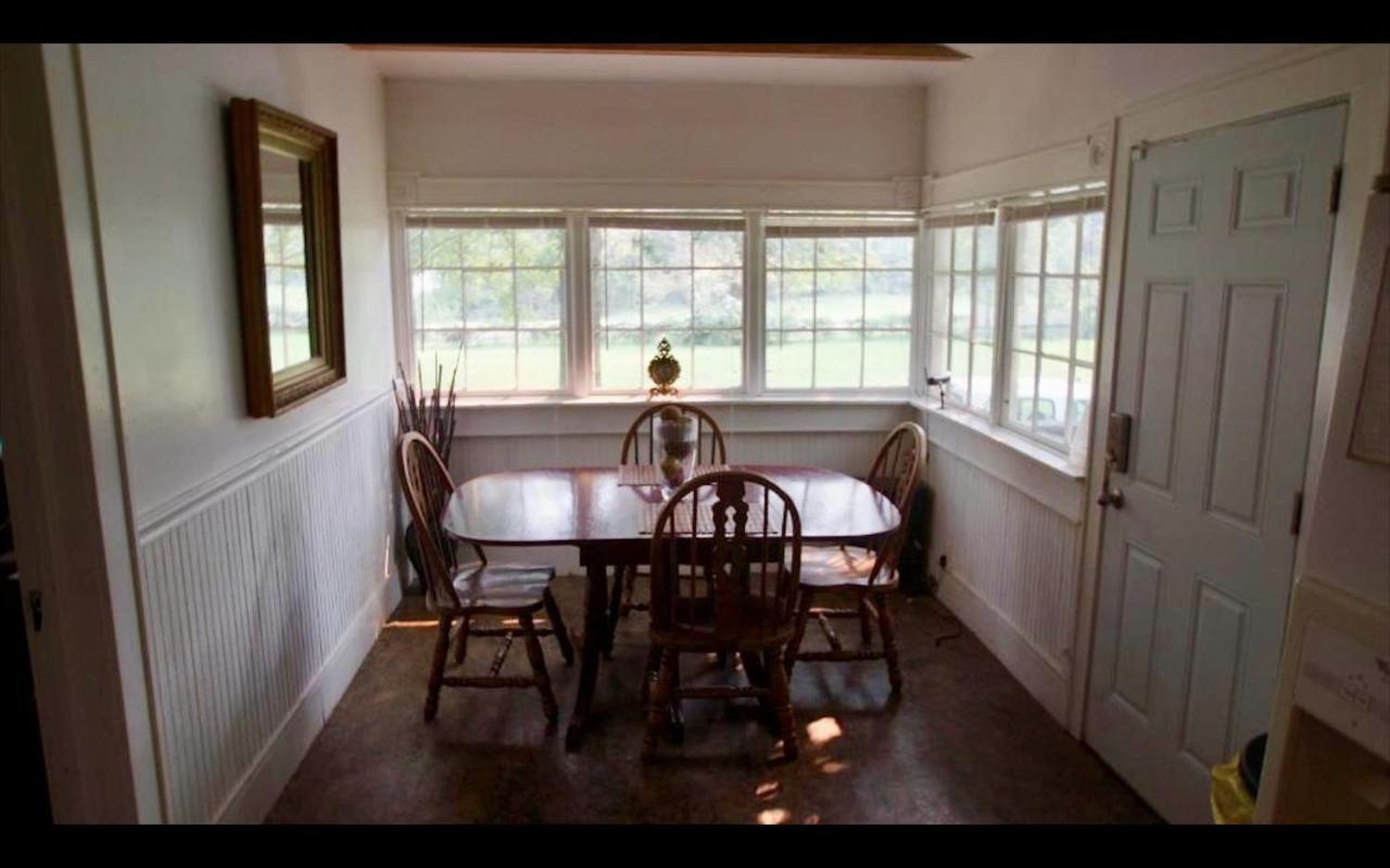 Country House On 1 Acre 4 Beds Great For Events Or A Quiet Weekend! Independence Eksteriør billede